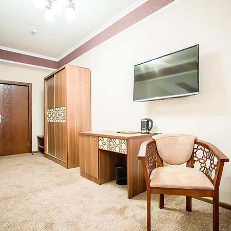 Reikartz Xon Tashkent Hotel Exterior photo